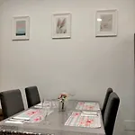 Accogliente Appartamento Molto Vicino Metro C